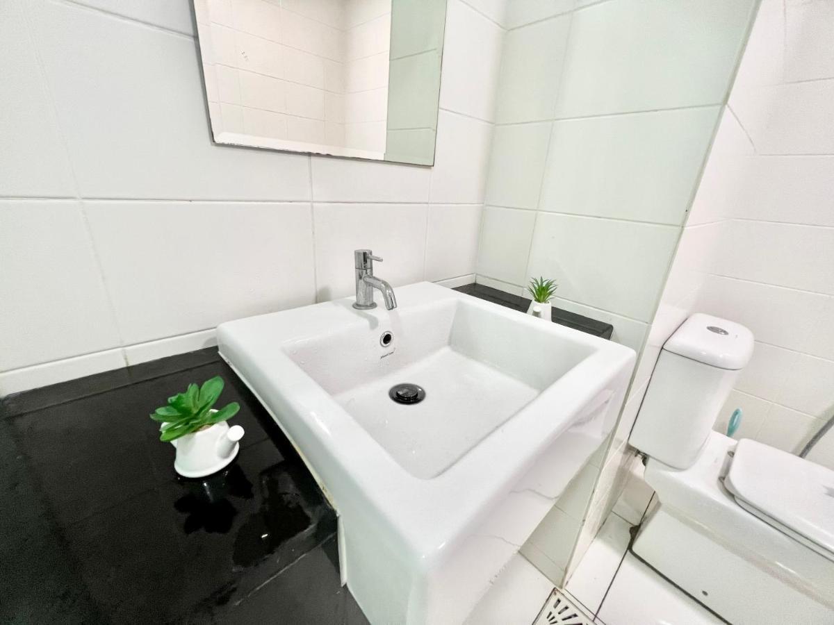 A 1-4 Pax Cozy Studio Tv Box Pool 100Mps Wifi 3 Bed Trefoil Сетія-Алам Екстер'єр фото